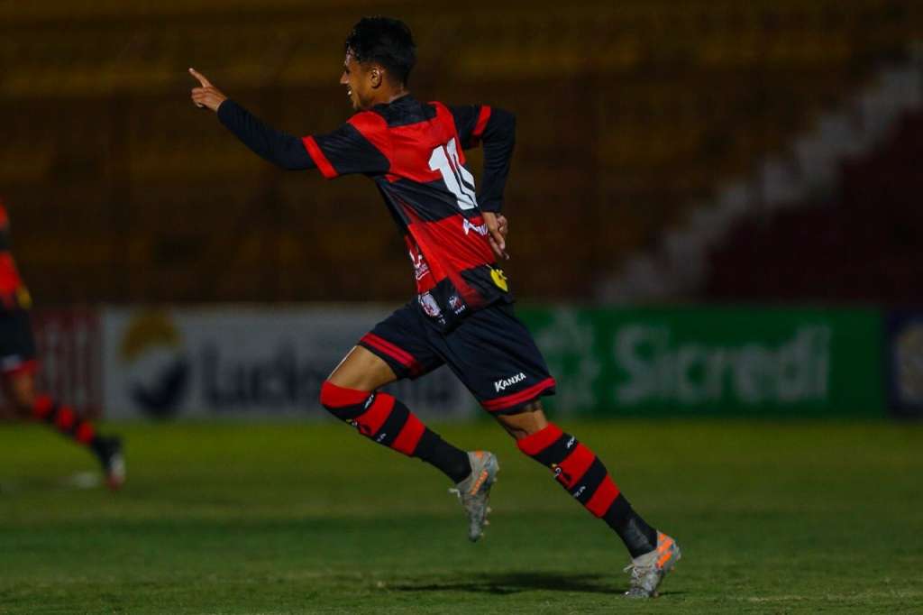 Gabriel Barros pede 'pés no chão' ao Ituano pela segunda vitória seguida