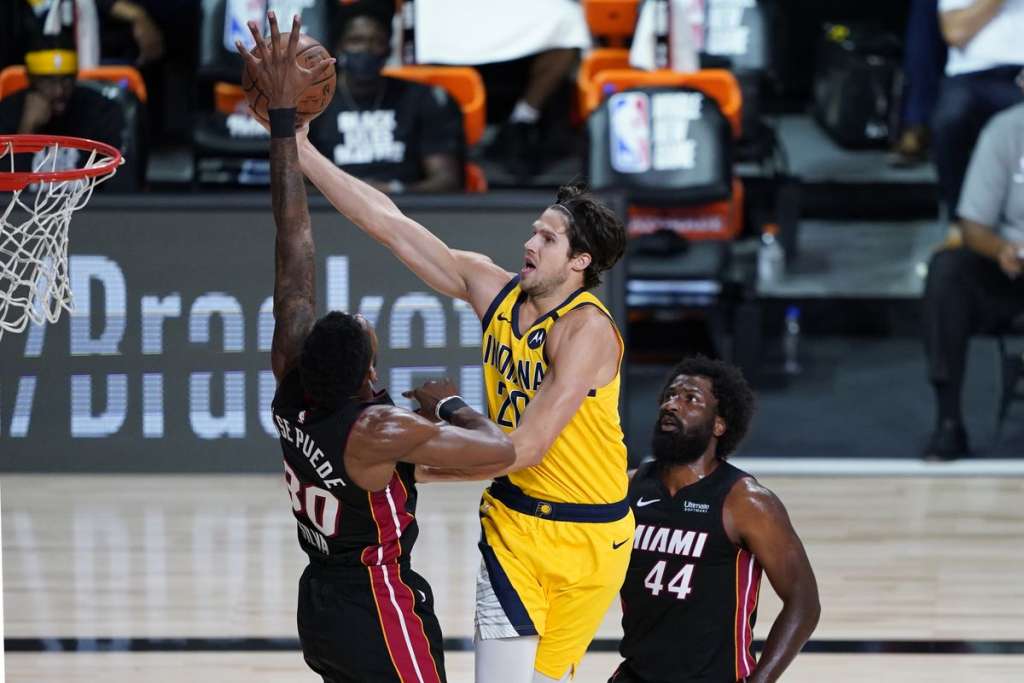 Basquete: Indiana Pacers bate Miami Heat em prévia do confronto nos playoffs da NBA