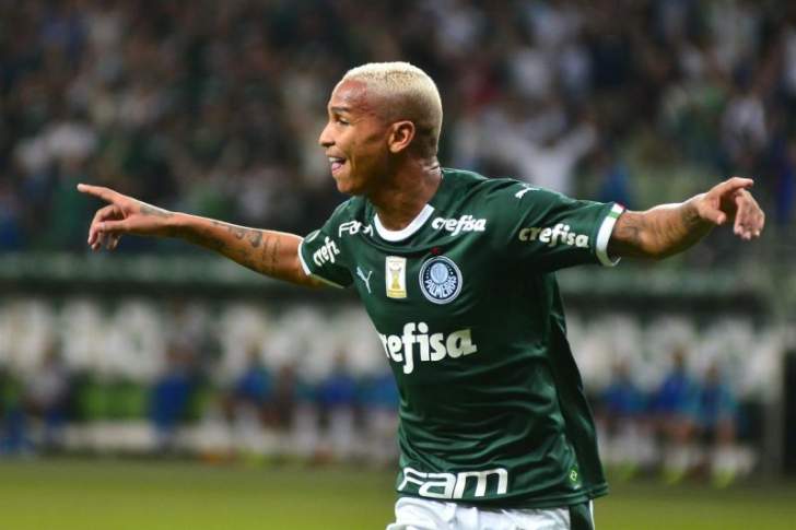 Palmeiras acerta novo empréstimo e atacante retorna à Espanha