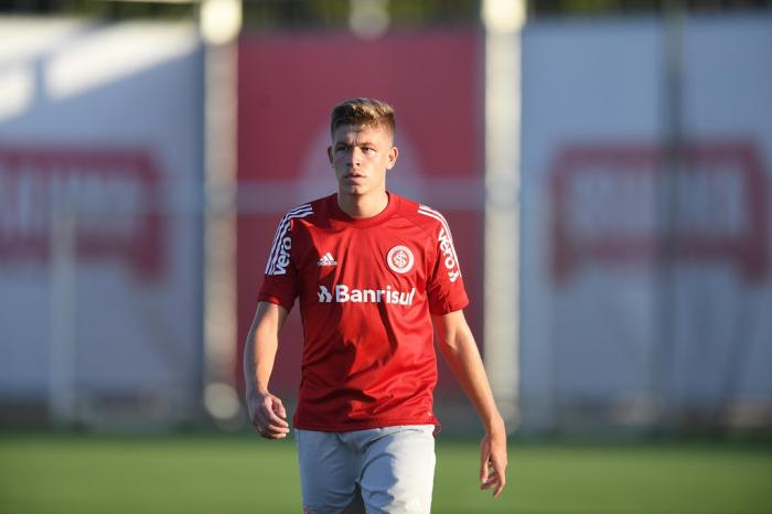 Internacional encaminha venda de lateral ao CSKA da Rússia