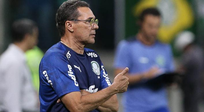 Após empate, Luxemburgo cobra mudança de comportamento para evolução do Palmeiras