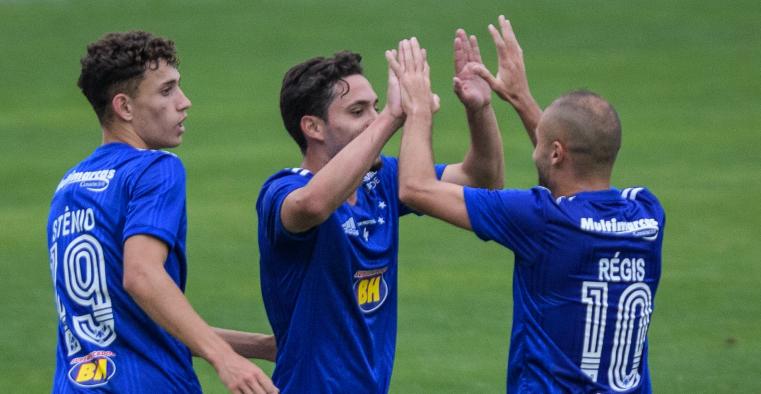 Garotos vão indo bem no Cruzeiro