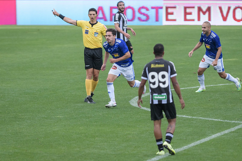 Série B: Autor do gol da vitória, jovem Maurício comemora boa sequência no Cruzeiro