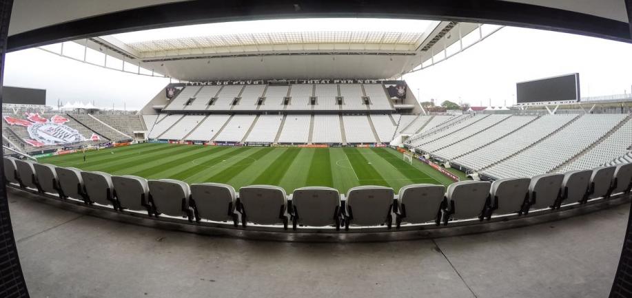 Apresentador de TV garante que Corinthians vendeu naming rights por R$ 400 milhões