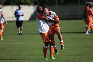 Santa Cruz-PE x Treze-PB - Cobra Coral busca 1ª vitória diante de 'estreante campeão'