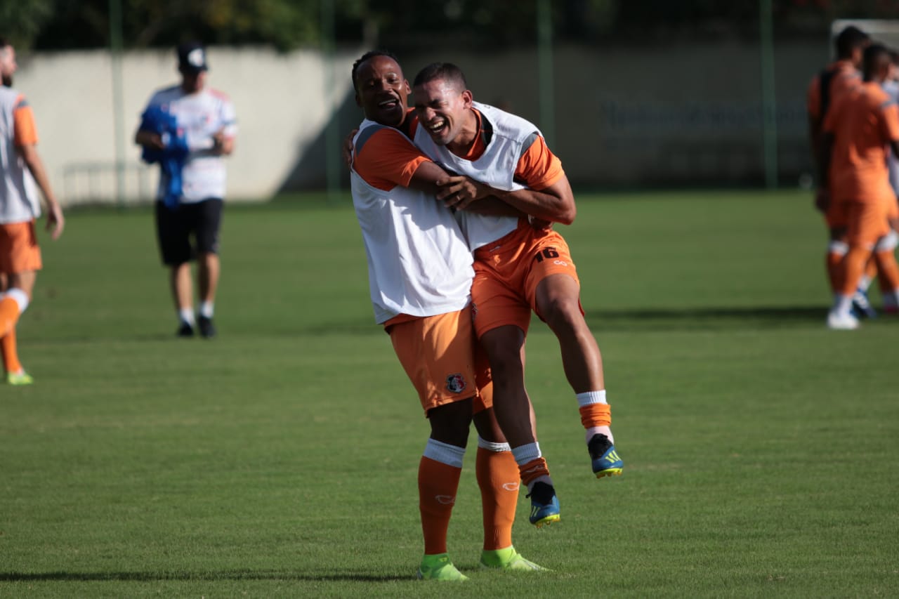 Santa Cruz-PE x Treze-PB – Cobra Coral busca 1ª vitória diante de ‘estreante campeão’
