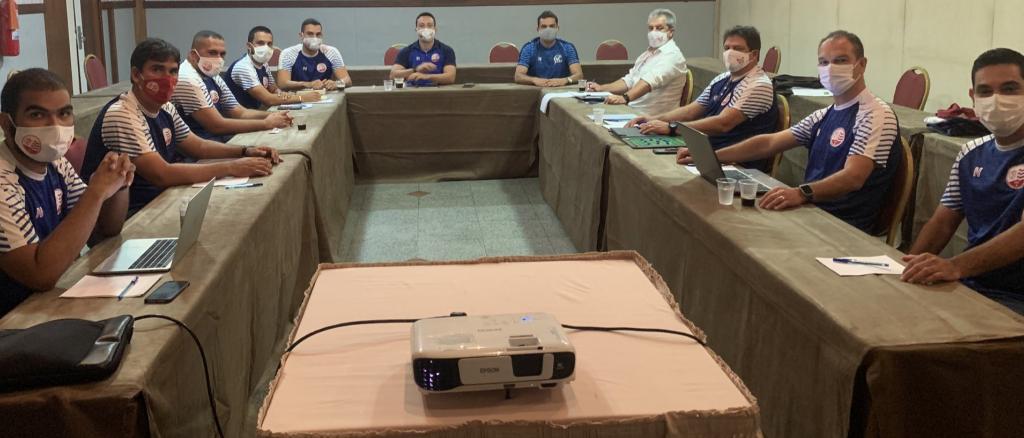 Gilson Kleina deverá manter Náutico para duelo nordestino na Série B