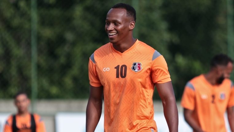 Série C: Após virada espetacular, volante comemora invencibilidade do Santa Cruz