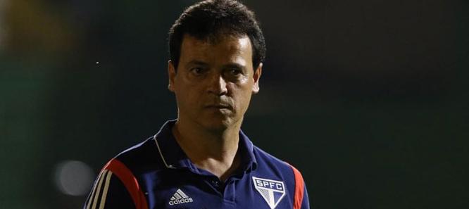 Com o emprego ameaçado! (Foto: Rubens Chiri / São Paulo)