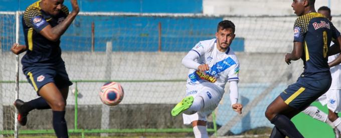 Taubaté 2 x 1 Red Bull Brasil – Burro da Central faz o vira e garante classificação