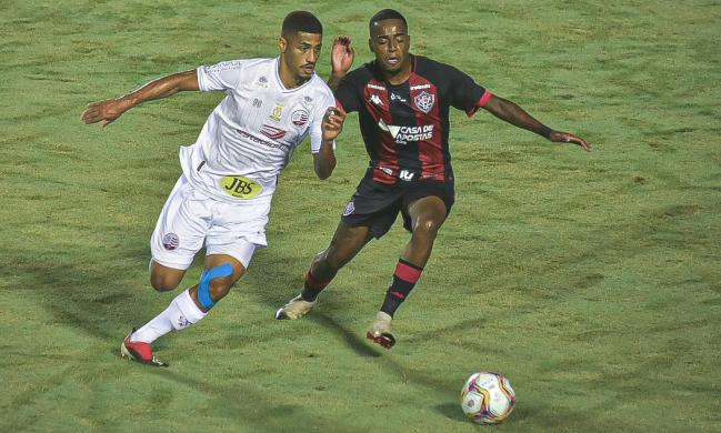 Equilíbrio marcou empate no Barradão