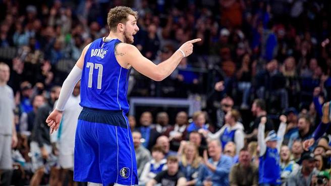 Com grande atuação de Doncic, Mavericks batem Clippers e empatam série na NBA