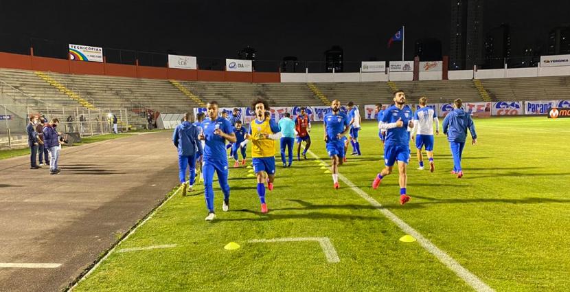 Marquinhos admite decepção com Avaí e dispara: “Treinador não é o culpado”