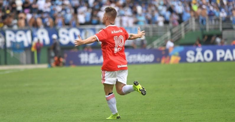 Ponte Preta encaminha a contratação de Pato, do Internacional