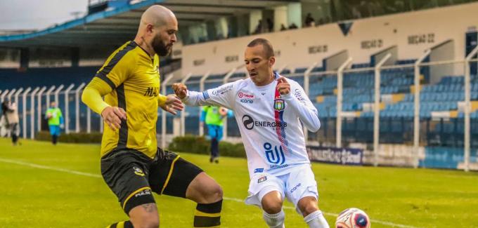 São Caetano 4 x 3 São Bernardo – Azulão vence Clássico do ABC e pula para terceiro