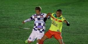 São José-RS 1 x 0 Brusque - Zequinha vence e cola no Quadricolor na briga pela ponta