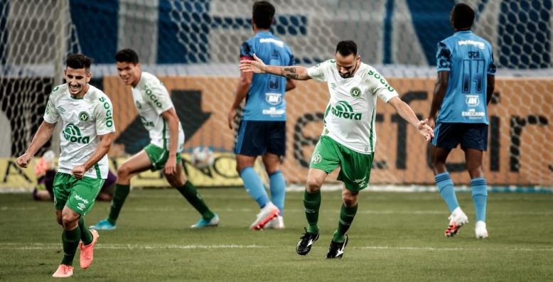 Anselmo Ramon marcou o gol da vitória da Chape (Pedro Vale l ACF)