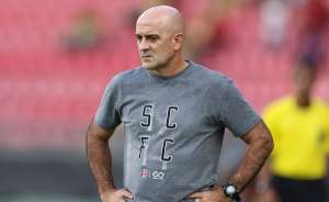 Após reproduzir falar homofóbicas, técnico do Santa: 