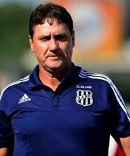 Quem será o parceiro de Oyama como volante da Ponte Preta?