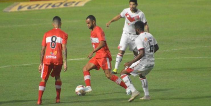 SÉRIE B: Em noite de muitos gols, visitantes fazem a festa neste sábado