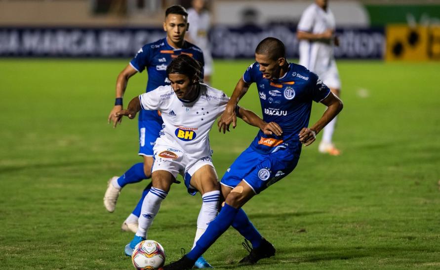 SÉRIE B: Paraná retoma liderança e Cruzeiro tropeça de novo…