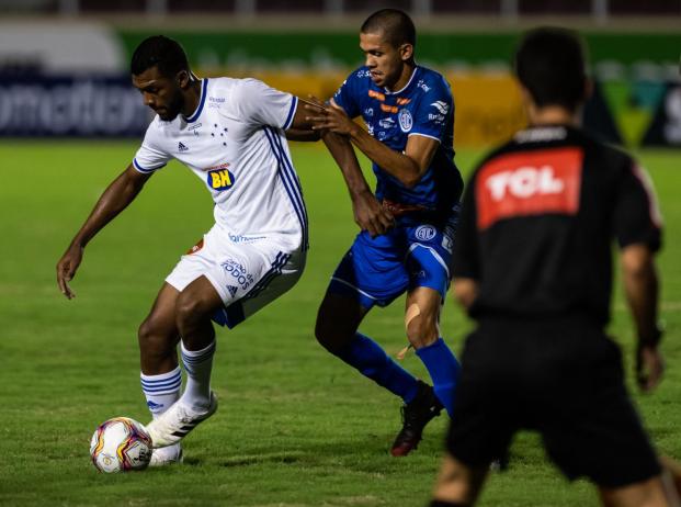 Raúl Cáceres não poupa o Cruzeiro após empate: “Não jogamos como time grande”