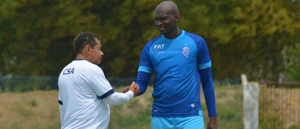 Zagueiro do CSA vê clássico contra CRB como uma decisão na Série B