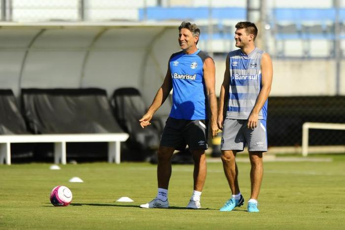 Em busca de recordes, Renato Gaúcho sonha com o tri do Grêmio depois de 33 anos