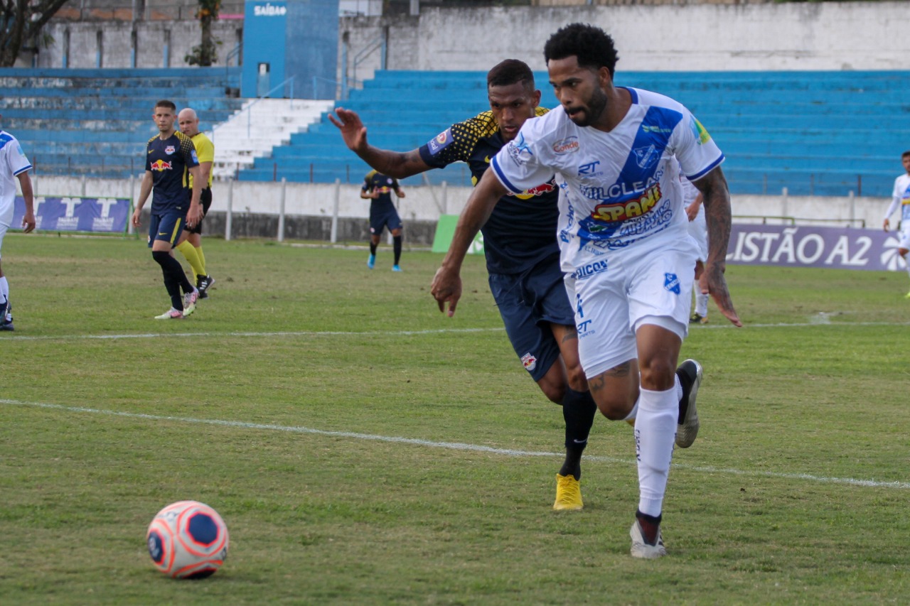 Paulista A2: ‘Temos que terminar na primeira colocação’, diz zagueiro do Taubaté