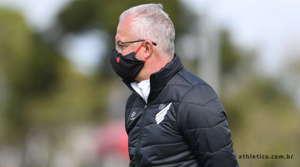 Dorival Júnior fechou a preparação do Athletico