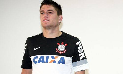 Volante ex-Corinthians reforça equipe nordestina da Série C