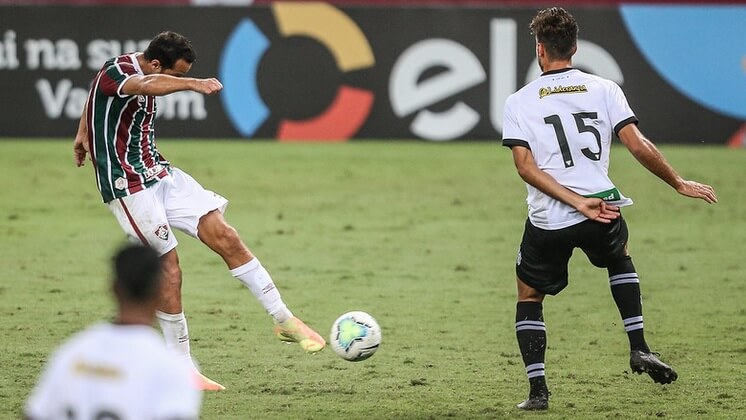 Fluminense 3 x 0 Figueirense – “Vovô” dá show e coloca Flu na 4ª fase