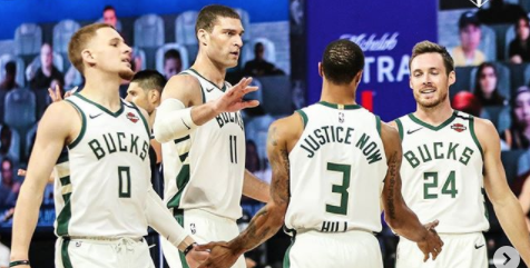 ‘Estamos pedindo justiça para Jacob Blake’, dizem jogadores dos Bucks na NBA