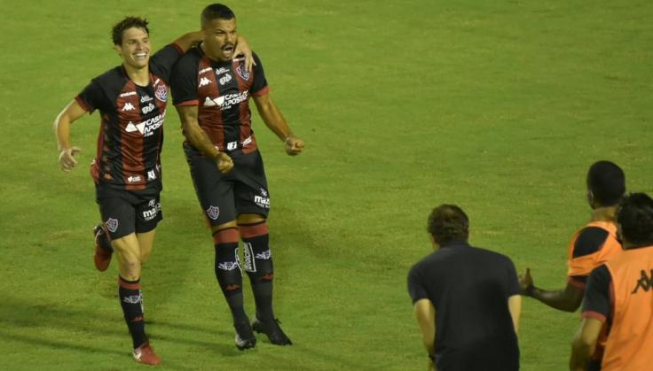 Vitória foi vibrante, mas não segurou o Ceará