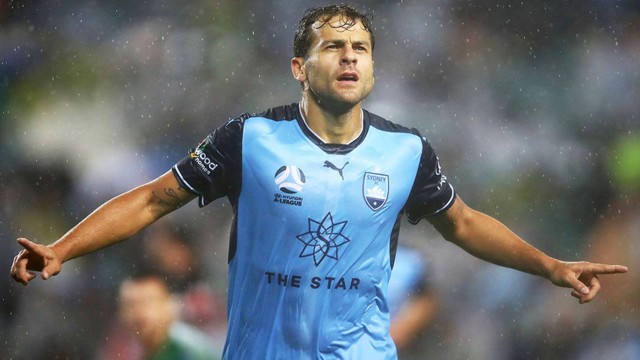 Com Bobô, ex-Corinthians, time paulista anuncia dez reforços para Série B