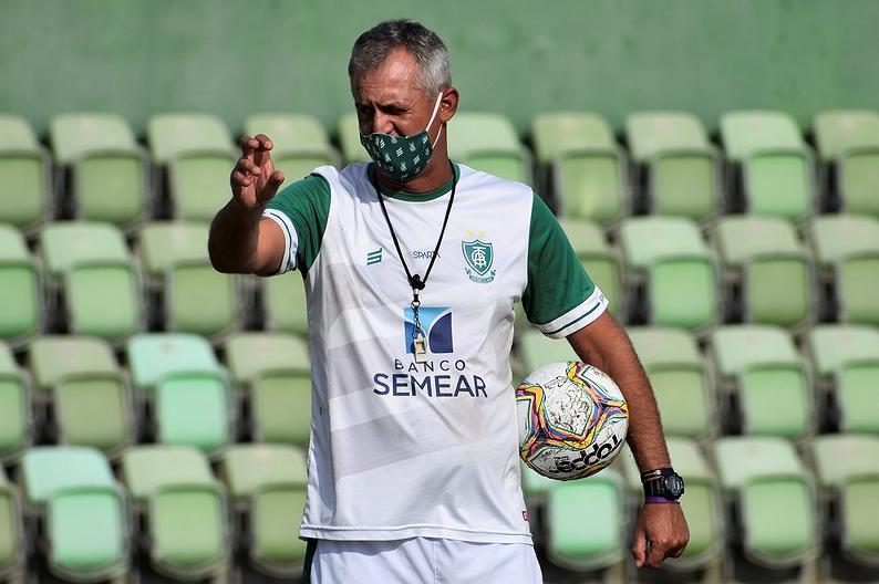 América-MG defenderá invencibilidade como visitante na Série B de quase um ano