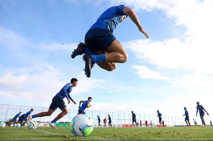 Sem dupla e com dúvida no meio, Bahia tenta quebrar tabu contra Palmeiras