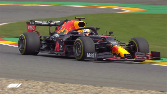 F1: Verstappen deixa Mercedes para trás e é o mais rápido do dia; Ferrari decepciona