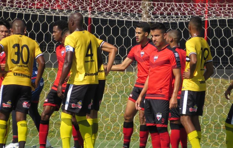 Com volta de Everton Felipe, Atlético-GO busca reabilitação contra Ceará