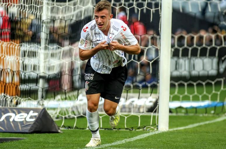 Corinthians confirma a venda de Carlos Augusto para o Monza, da Itália