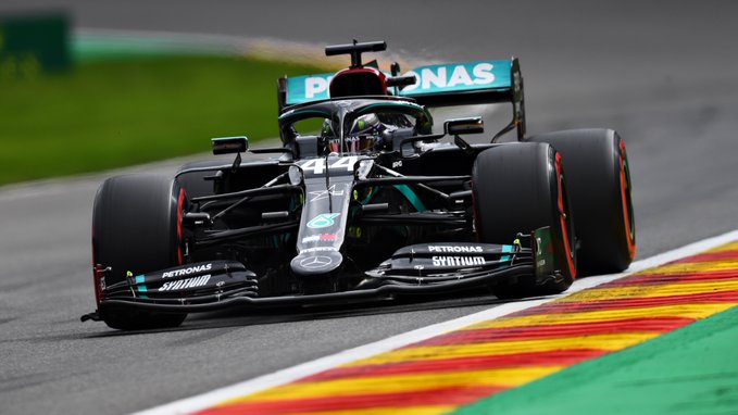 F1: Com homenagem ao ‘Pantera Negra’, Hamilton bate recorde e garante pole na Bélgica