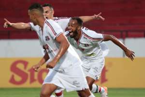 Santa Cruz 2 x 0 Imperatriz - Cobra Coral doma Cavalo de Aço e segue líder!