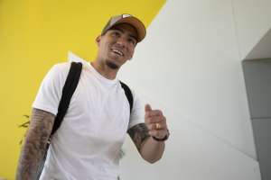 Volante troca Napoli por time da Inglaterra e Vasco pode receber R$ 4 milhões