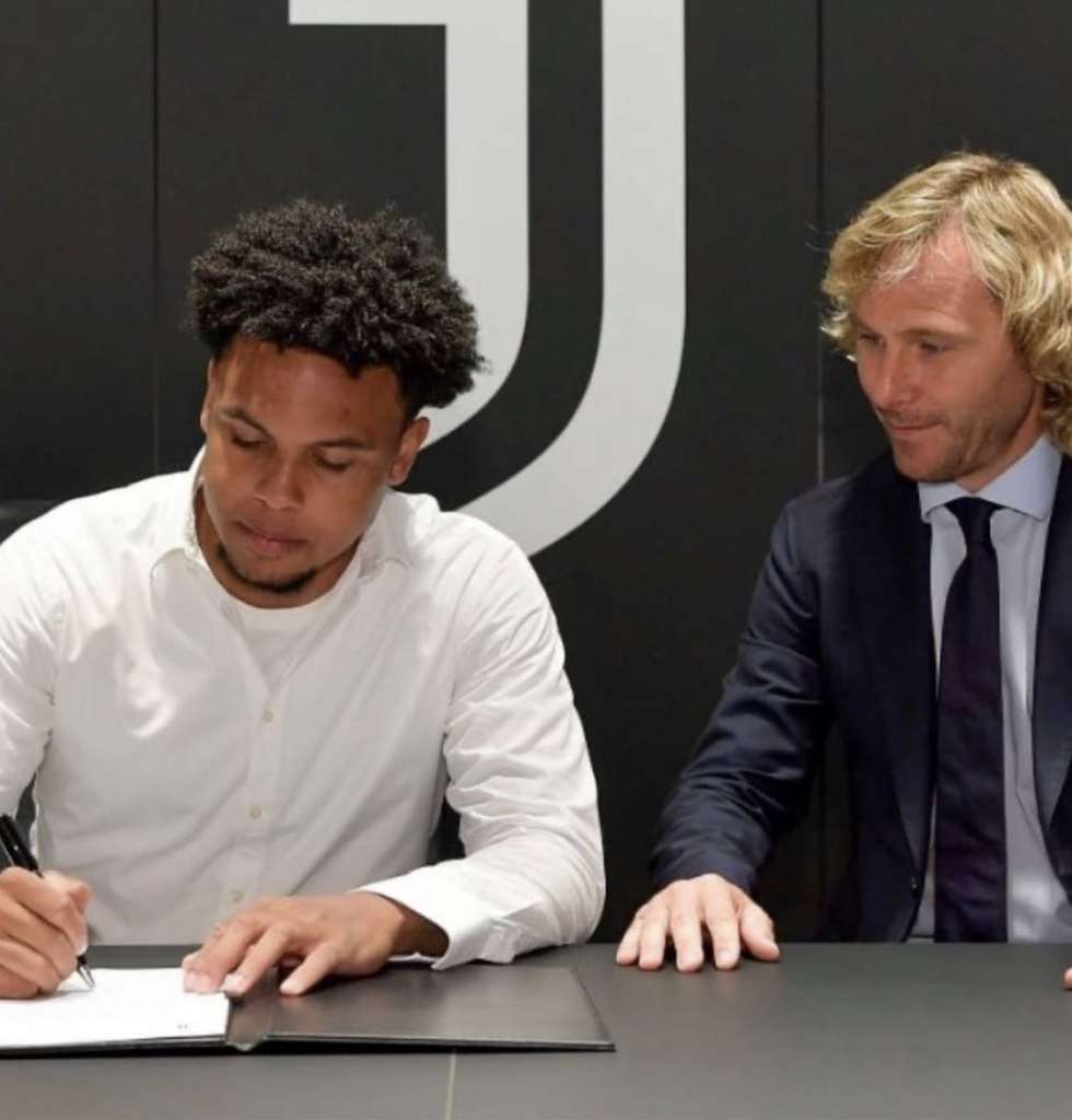 Weston McKennie foi apresentado neste domingo