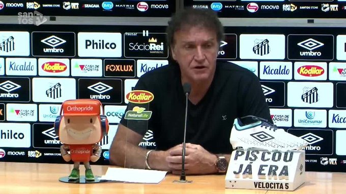 Apesar da derrota, Cuca elogia a atuação do Santos: ‘Fizemos uma boa partida’