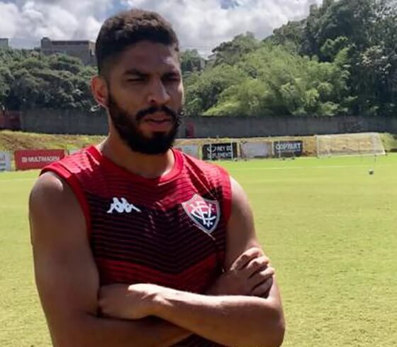 Série B: Campeão mundial será a novidade no Vitória contra o Confiança