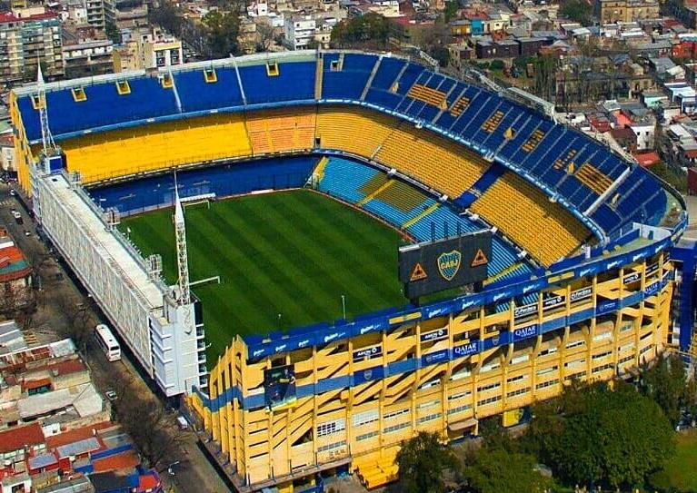 Algoz de brasileiros na Libertadores isola elenco após 14 casos de Covid-19