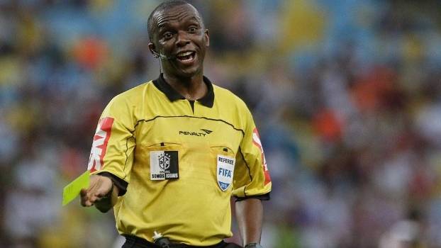 Fortaleza pede, mas CBF banca Luiz Flávio de Oliveira no clássico contra Ceará