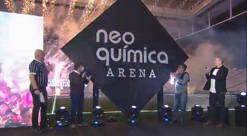 Live de festa do Corinthians tem comentários homofóbicos e ‘piada’ sobre estupro