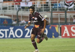 Ex-Ponte, meia rescinde com Ferroviária e negocia com outro paulista da Série D